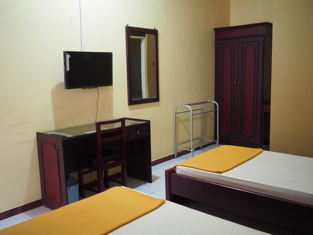 Diaga Grha Hotel Джокьякарта Экстерьер фото