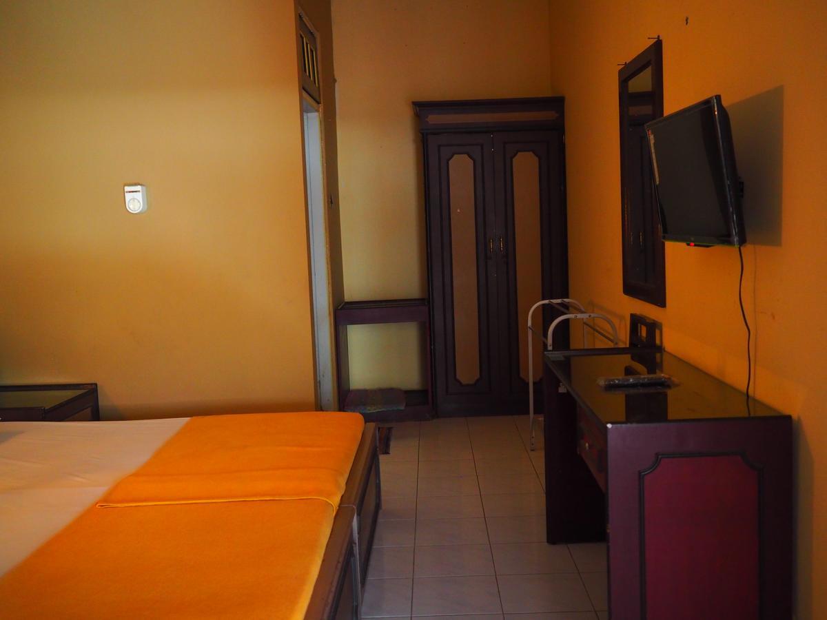 Diaga Grha Hotel Джокьякарта Экстерьер фото